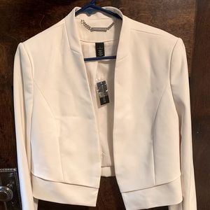 White House black market cream cropped jacket size 6